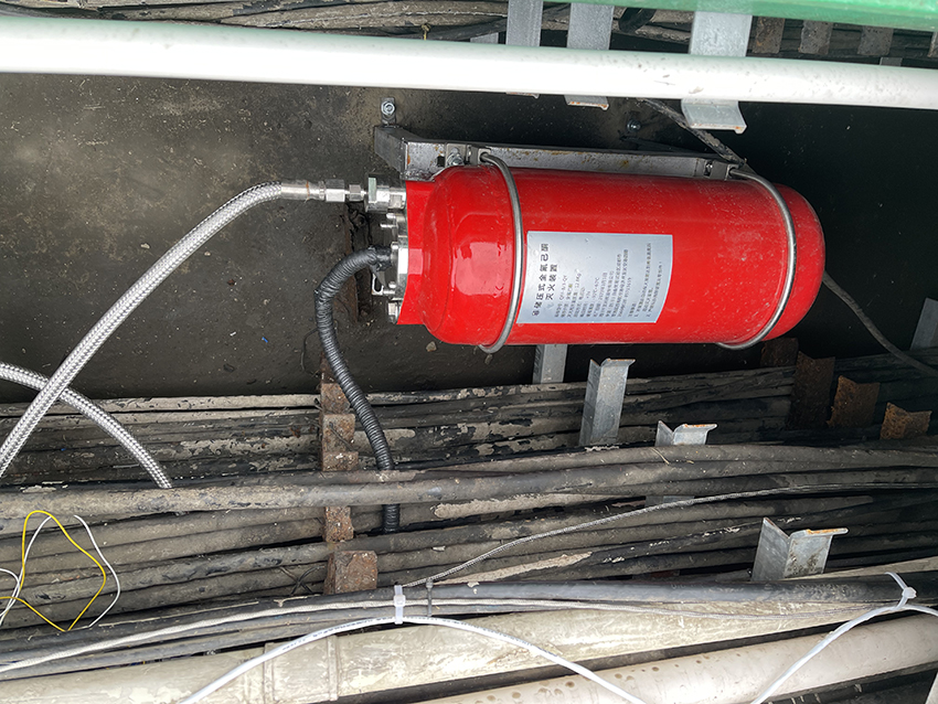 ���¹�����������𷽰�